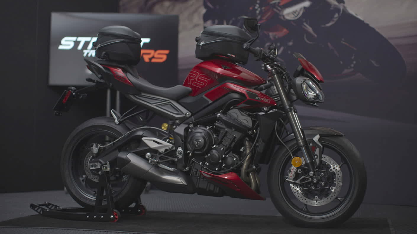 Triumph street triple cover top